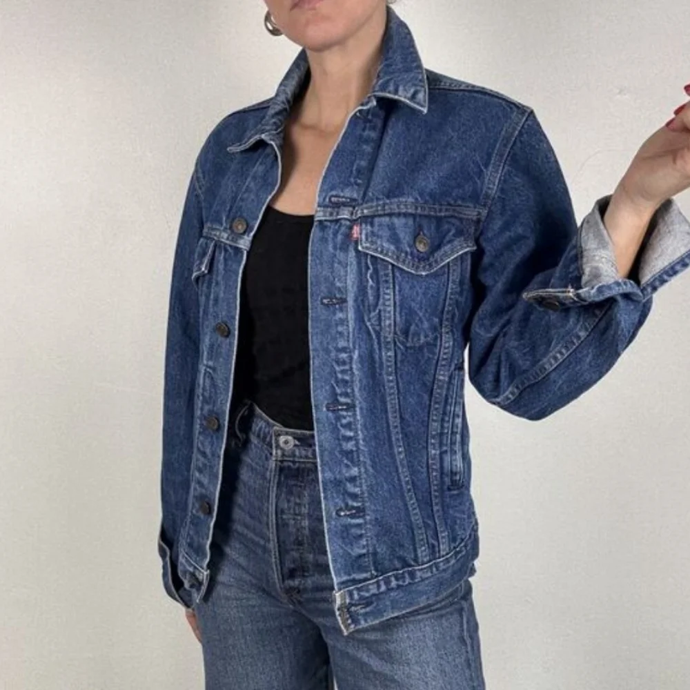 Levi's Trucker Classic Blue Denim Jean Jacket Size M - Picture 1 of 12